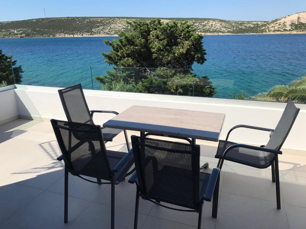 Apartments Haramincic M&B Stara Novalja Exterior photo
