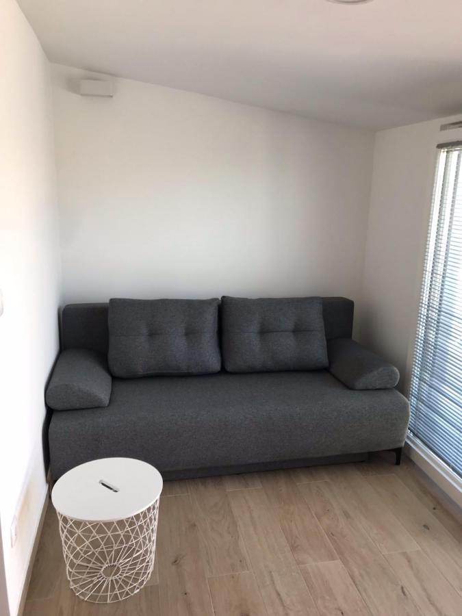 Apartments Haramincic M&B Stara Novalja Exterior photo